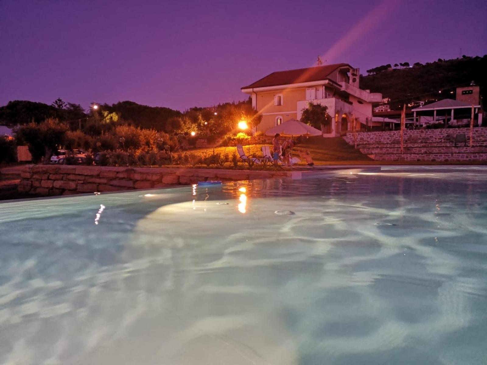 Apartament Castellabate House
